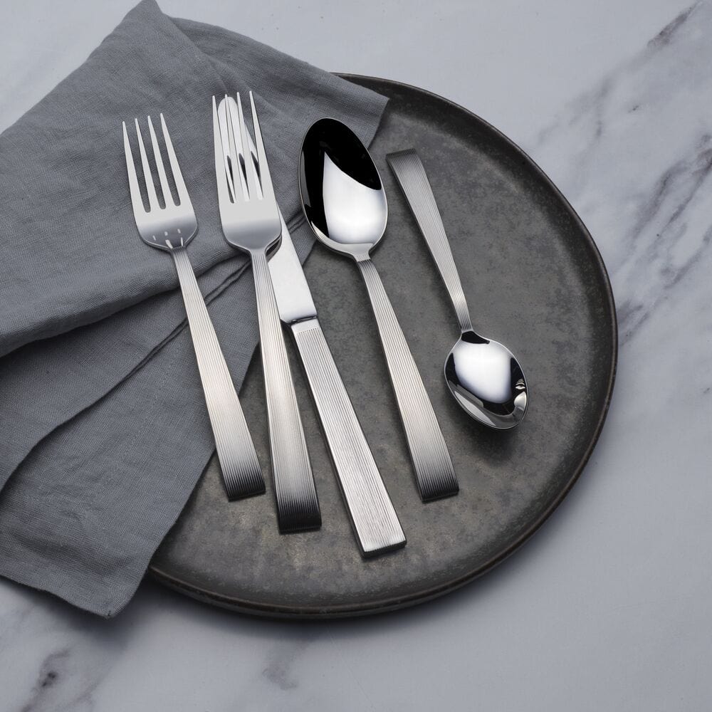 Delta 20 Piece Flatware Set. Service for 4 - Image 3