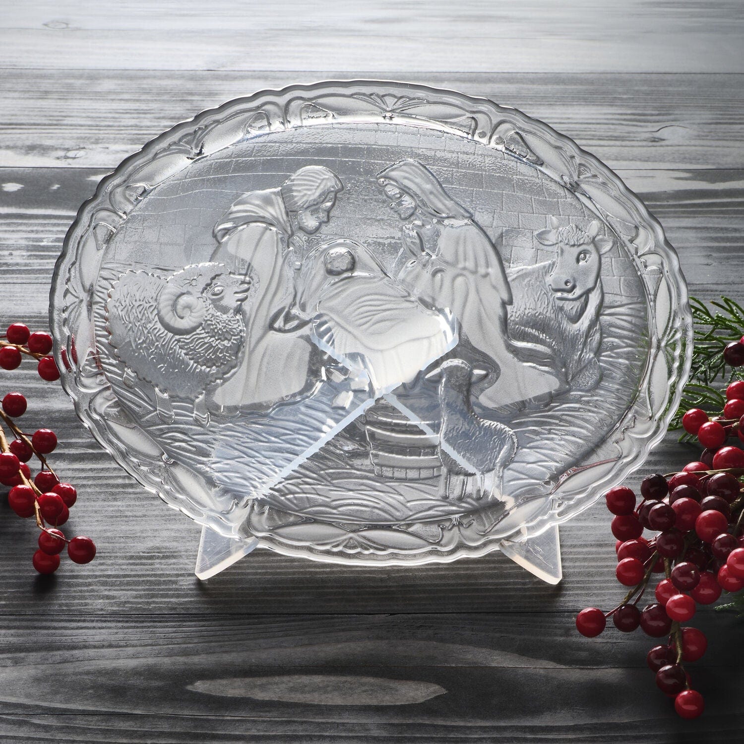 Rejoice Crystal Nativity Small Plate with Stand - Image 5